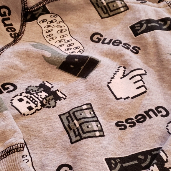 GUESS-ZIP UP HOODIE - Picture 6 of 7